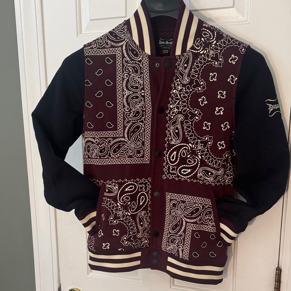 Snoop Dogg Streetwear XS Bomber Jacket Burgundy Black Varsity Coatt Hip Hop